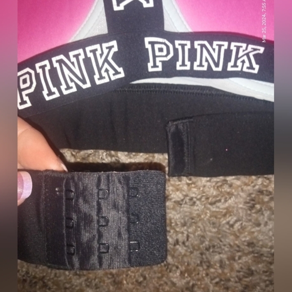 Victorias Secret Incredible Lightweight Lined Support Sports Bra - Picture 3 of 3